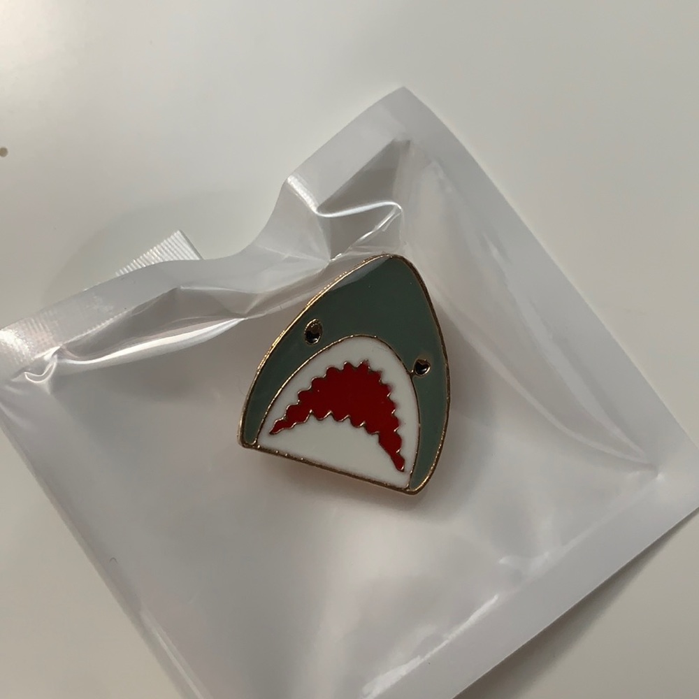 Shark Pin